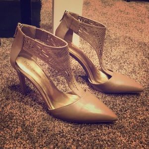 Brand new, never worn tan stiletto pumps